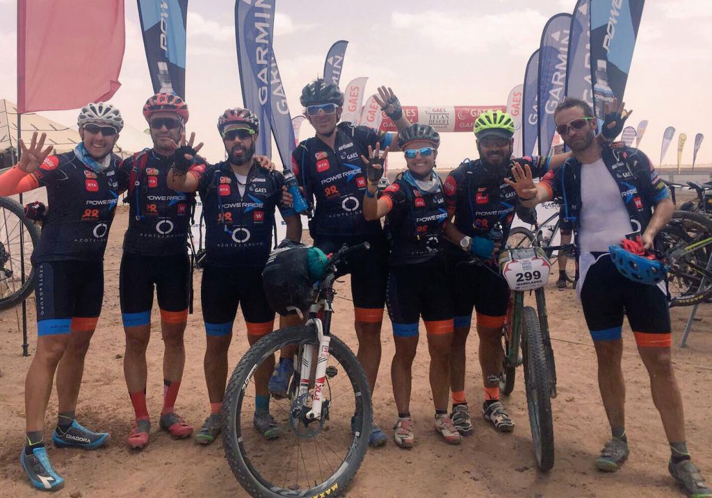 El equipo de #TitanPorUnidadCRIS