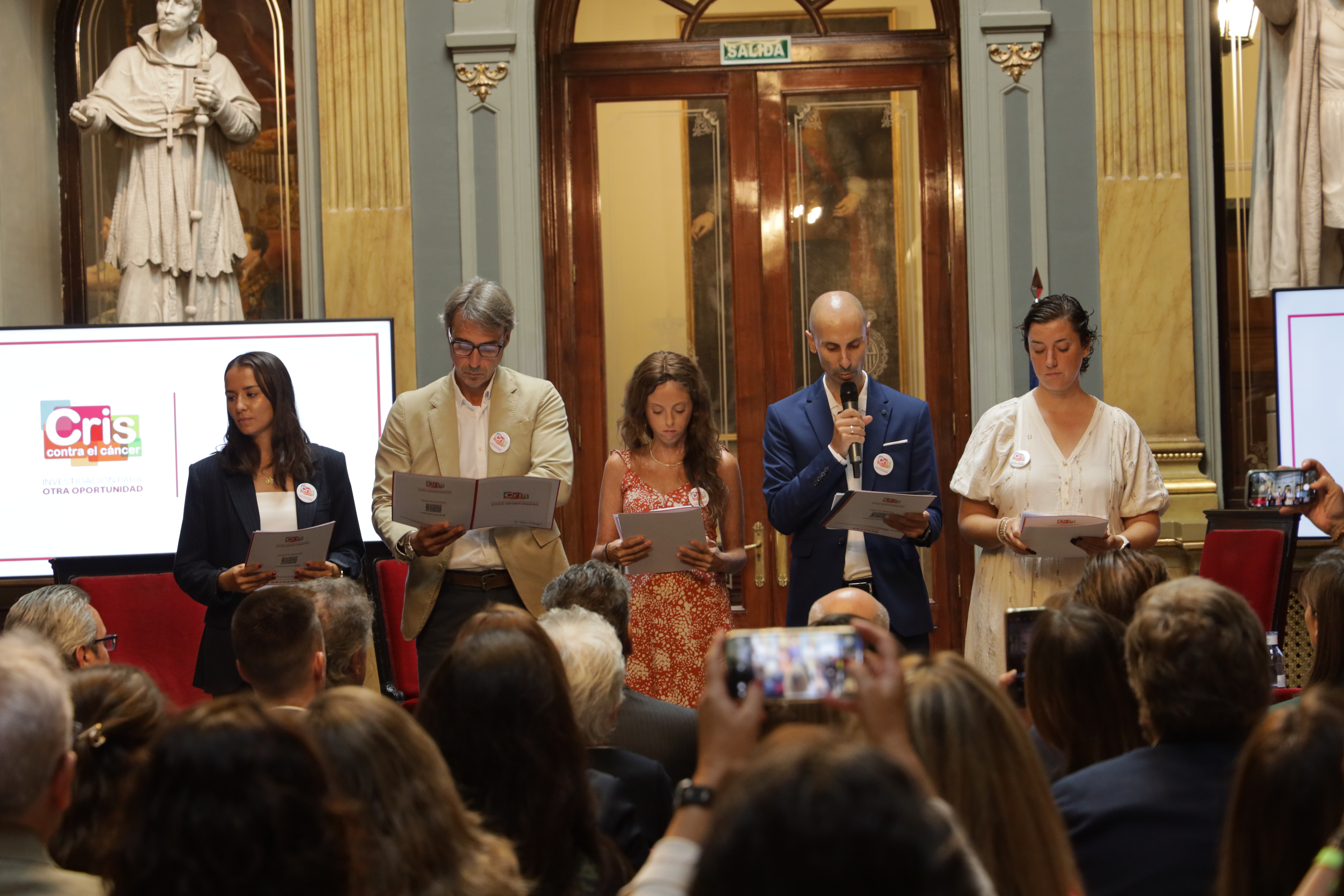 CRIS contra el cáncer alza la voz en el Senado de España.